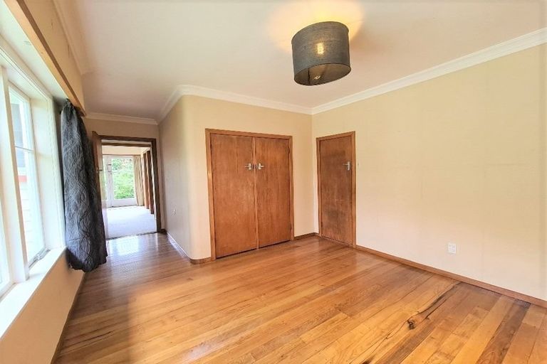 Photo of property in 64 Brois Street, Frankleigh Park, New Plymouth, 4310