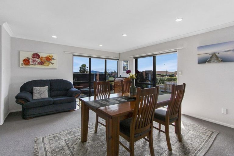 Photo of property in 19 Elmbridge Place, Owhata, Rotorua, 3010