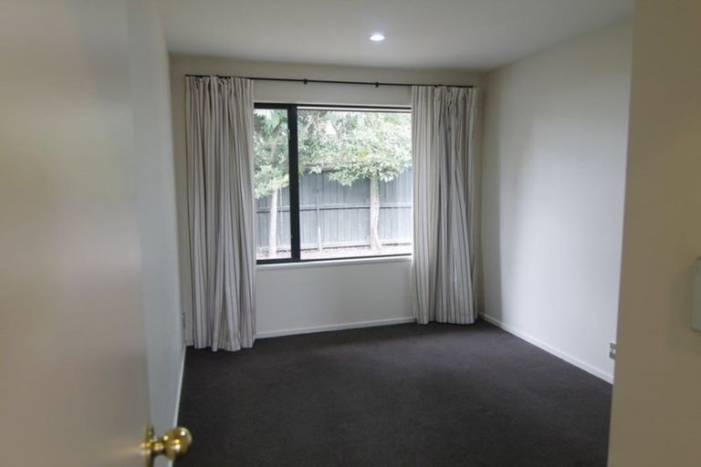 Photo of property in 31 Ballymena Drive, Belfast, Christchurch, 8051