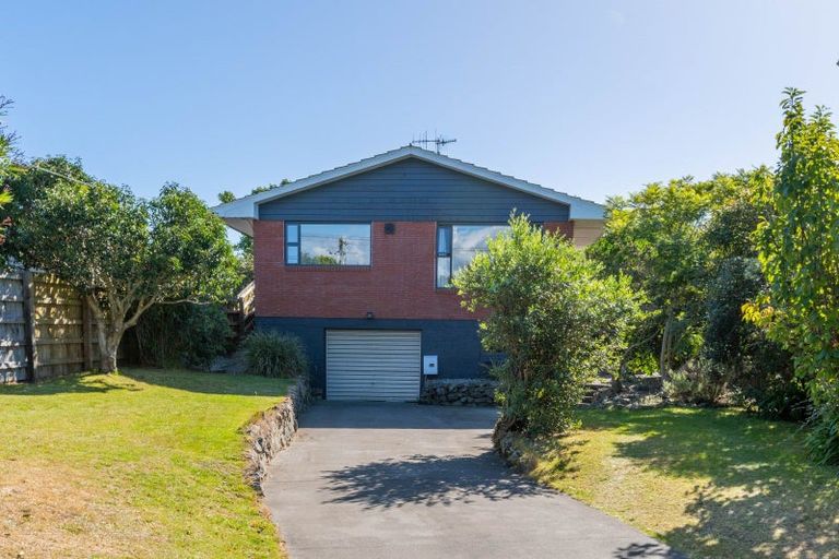 Photo of property in 19 Alexander Road, Raumati Beach, Paraparaumu, 5032