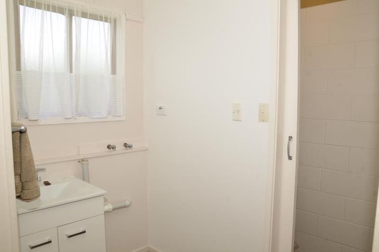 Photo of property in 7/27 St Georges Road, Avondale, Auckland, 0600