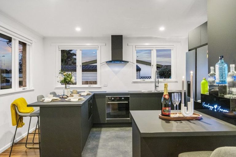 Photo of property in 12 Richan Street, Glenview, Hamilton, 3206