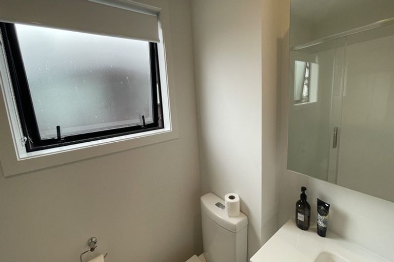 Photo of property in 1/8 James Laurie Street, Henderson, Auckland, 0612