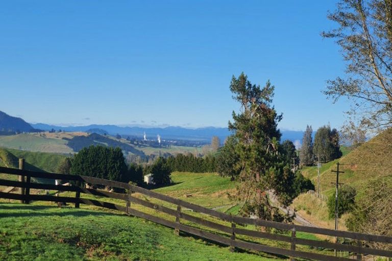 Photo of property in 61 Oak Drive, Wairakei, Taupo, 3384