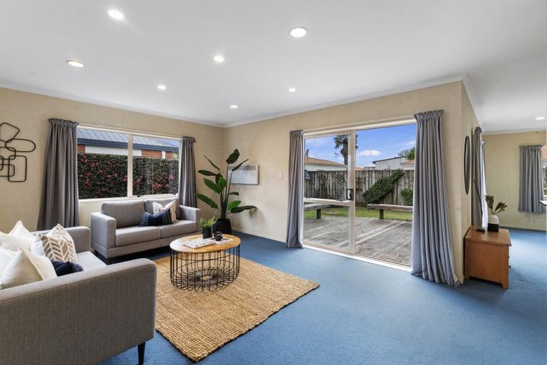 Photo of property in 22 Northmeadow Drive, Rototuna, Hamilton, 3210