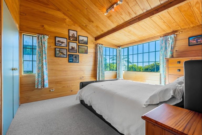 Photo of property in 8 Paurini Place, Motuoapa, 3382