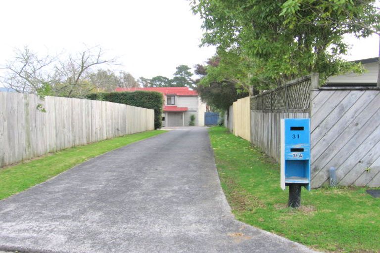 Photo of property in 33 Waipuia Place, Greenhithe, Auckland, 0632