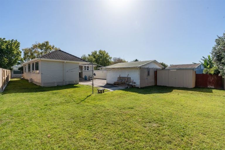 Photo of property in 42 Montgomery Crescent, Bader, Hamilton, 3206