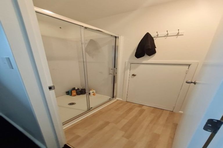 Photo of property in 76 Sawyers Arms Road, Northcote, Christchurch, 8052