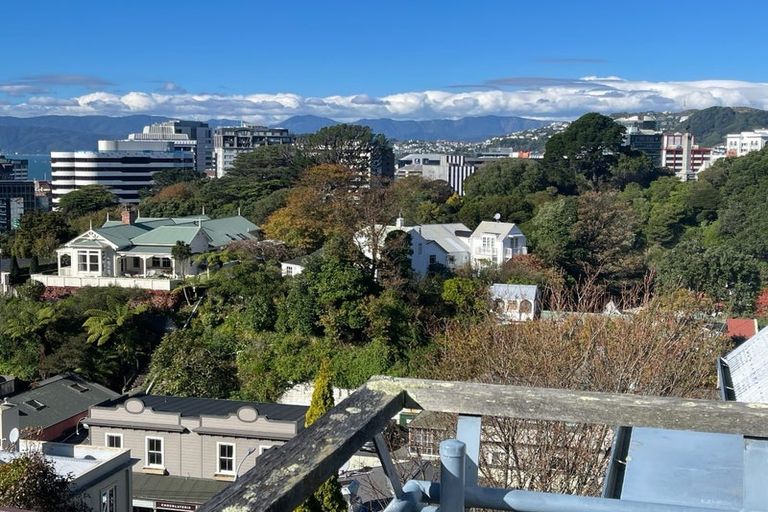 Photo of property in 14a Barton Terrace, Thorndon, Wellington, 6011
