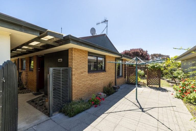 Photo of property in 4a Bill Ashcroft Grove, Havelock North, 4130