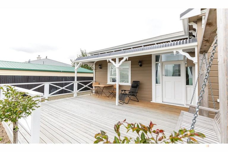 Photo of property in 17 Harris Street, Waimate, 7924