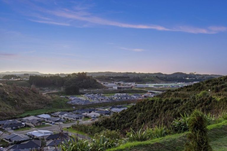 Photo of property in 87 Penetaka Heights, Pyes Pa, Tauranga, 3112