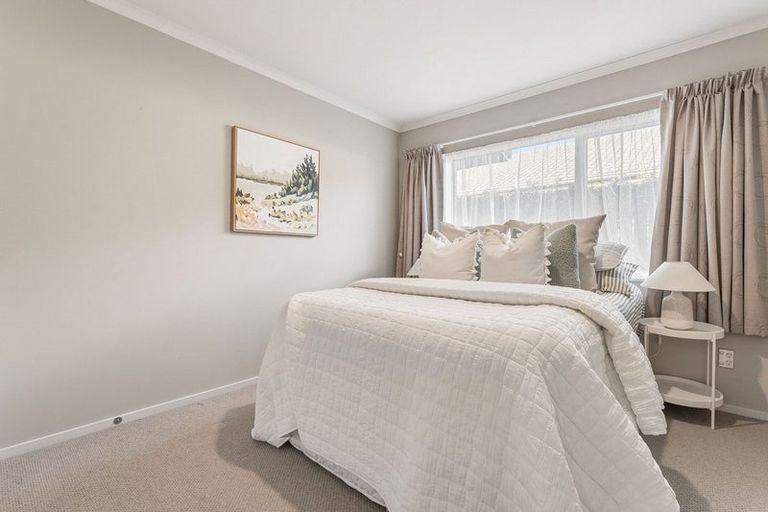 Photo of property in 15 Kereru Place, Pyes Pa, Tauranga, 3112