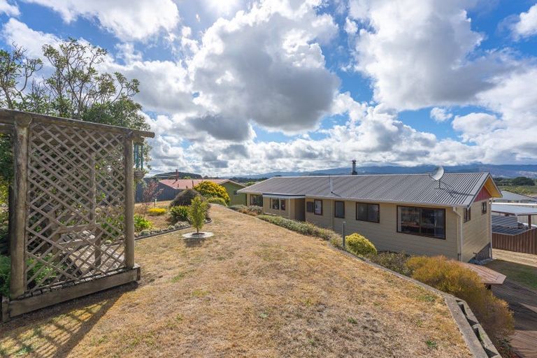 Photo of property in 33 Mountainview Terrace, Otaki Beach, Otaki, 5512