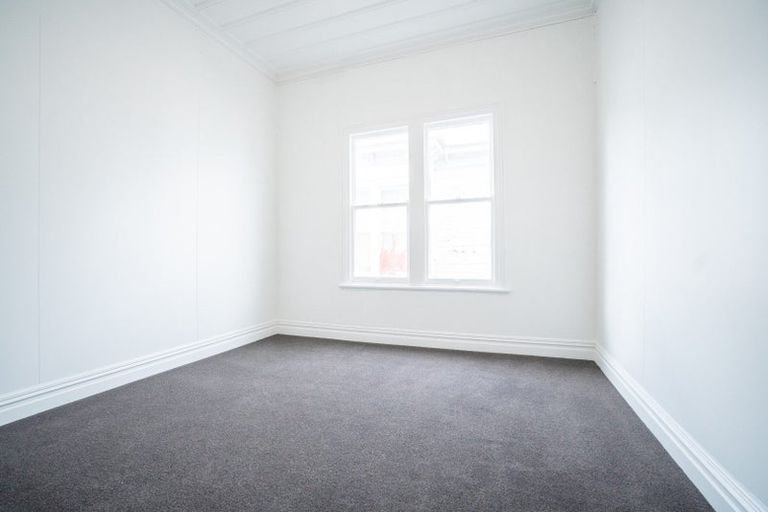 Photo of property in 21 Bourke Street, Palmerston North, 4410