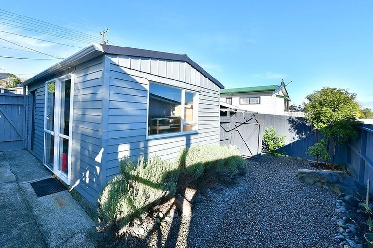 Photo of property in 2b Iris Street, Snells Beach, 0920