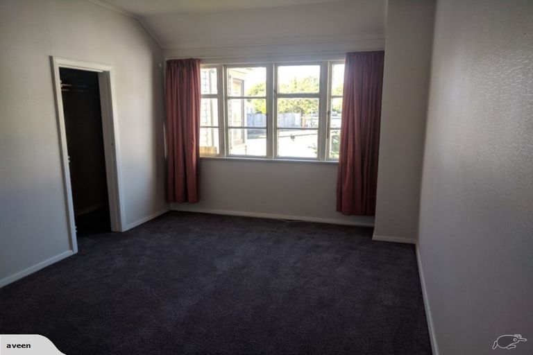 Photo of property in 16 Rangiora Avenue, Roslyn, Palmerston North, 4414