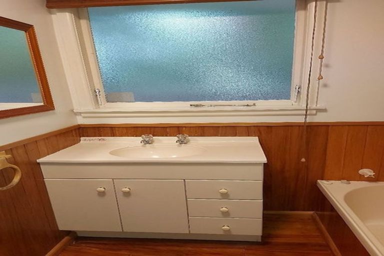 Photo of property in 28 Maidstone Road, Ilam, Christchurch, 8041