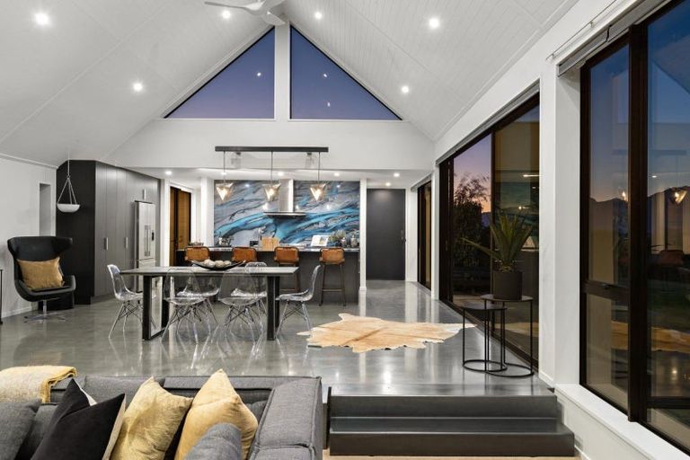 Photo of property in 8 Big Valley Drive, Jacks Point, Queenstown, 9371