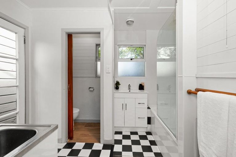 Photo of property in 63a Latham Street, Napier South, Napier, 4110