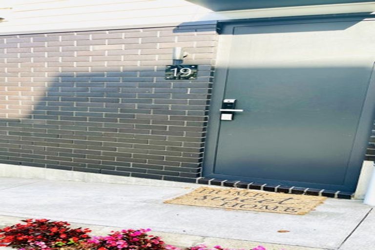 Photo of property in 19 Panoni Lane, Howick, Auckland, 2014