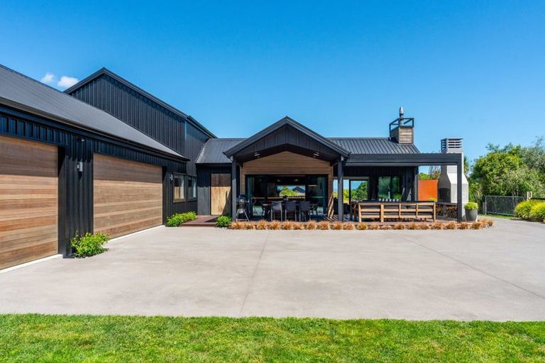 Photo of property in 40 Lacebark Drive, Kinloch, Taupo, 3377