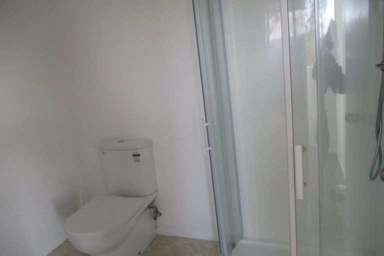 Photo of property in 39 Oak Avenue, Paremata, Porirua, 5024