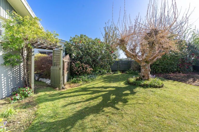 Photo of property in 25 Hillary Street, Winton, 9720