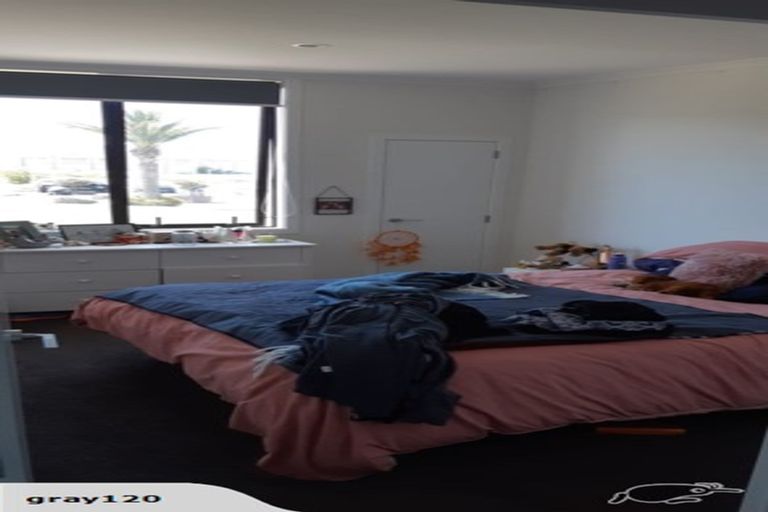 Photo of property in 18 Alexander Willis Crescent, Hobsonville, Auckland, 0616