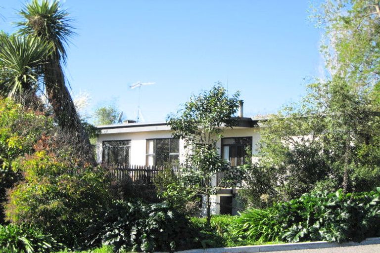 Photo of property in 15 Lucknow Road, Havelock North, 4130