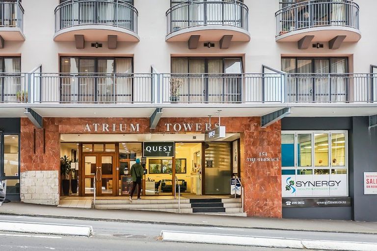 Photo of property in Atrium Towers, 6q/154 The Terrace, Wellington Central, Wellington, 6011