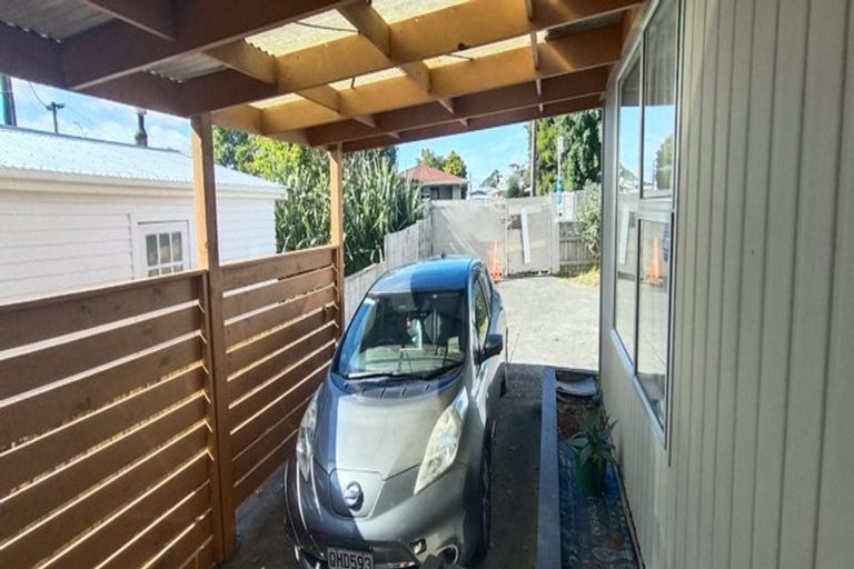 Photo of property in 75 Metcalfe Road, Ranui, Auckland, 0612