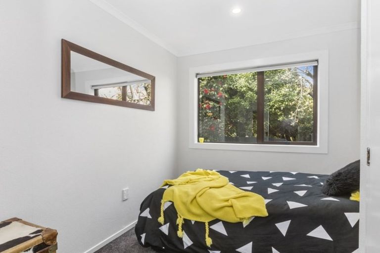 Photo of property in 215 Bay View Road, Saint Clair, Dunedin, 9012