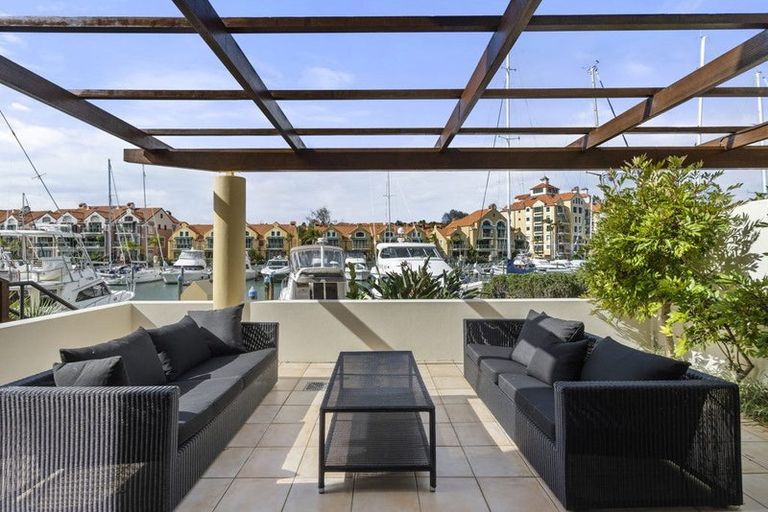 Photo of property in 105 Waterside Crescent, Gulf Harbour, Whangaparaoa, 0930