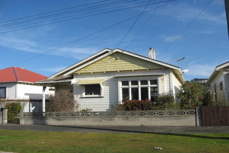 Photo of property in 14 Alma Street, Saint Kilda, Dunedin, 9012