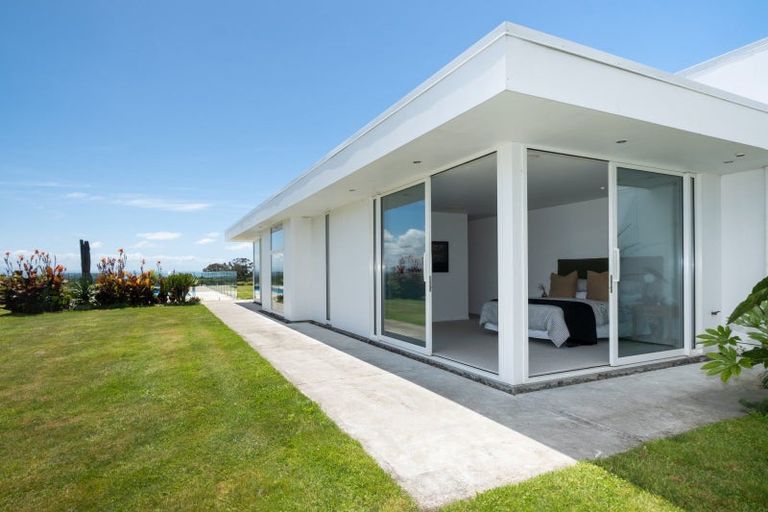 Photo of property in 55 Tuki Tuki Hills Road, Haumoana, 4180