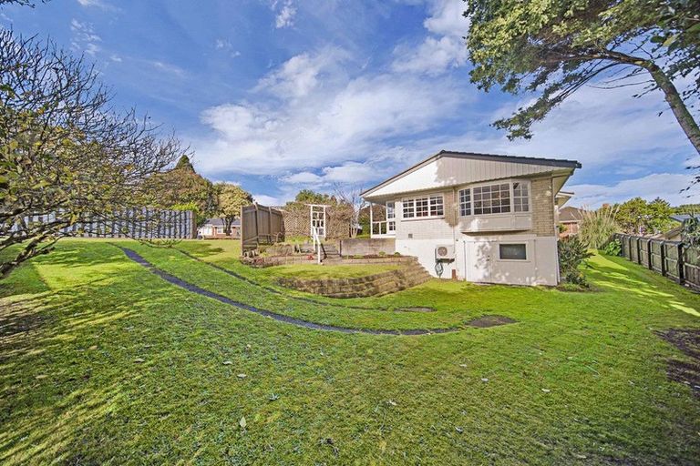 Photo of property in 25 Meachen Terrace, Waiuku, 2123