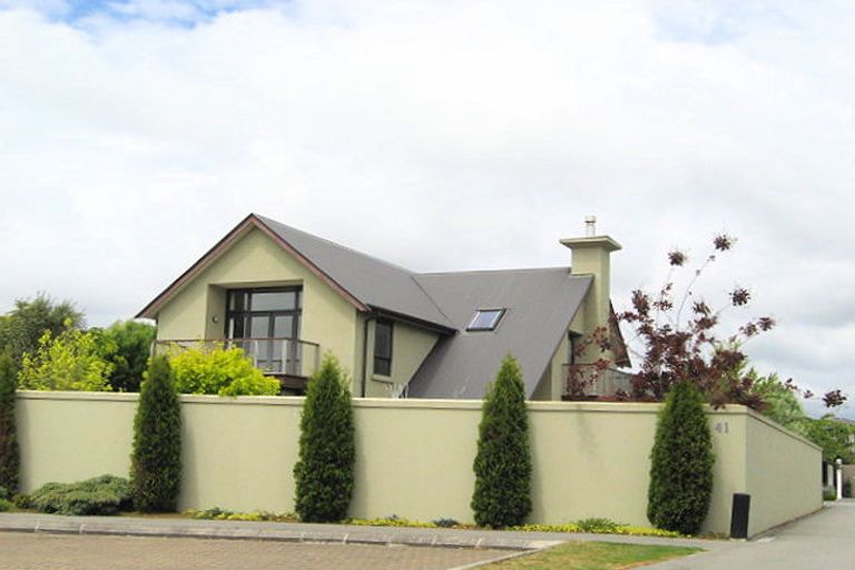 Photo of property in 41 Chateau Drive, Burnside, Christchurch, 8053