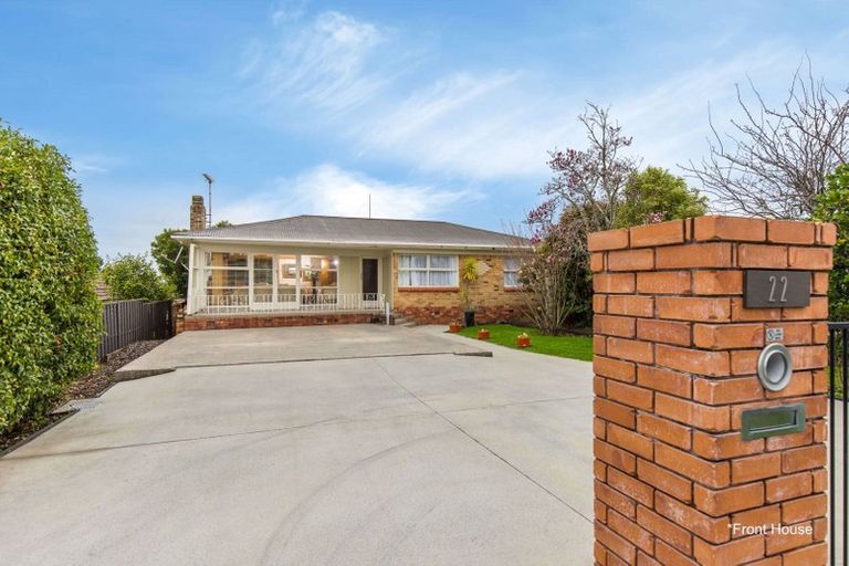 Photo of property in 22 Botany Road, Howick, Auckland, 2010