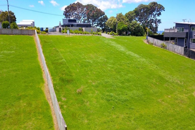 Photo of property in 13 Milky Way, Langs Beach, 0582