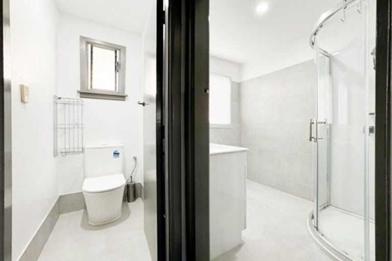 Photo of property in 3/22 Burdale Street, Riccarton, Christchurch, 8011
