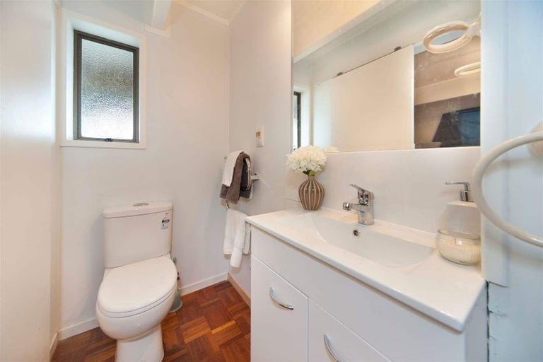 Photo of property in 9 Arcadia Crescent, Bayview, Auckland, 0629