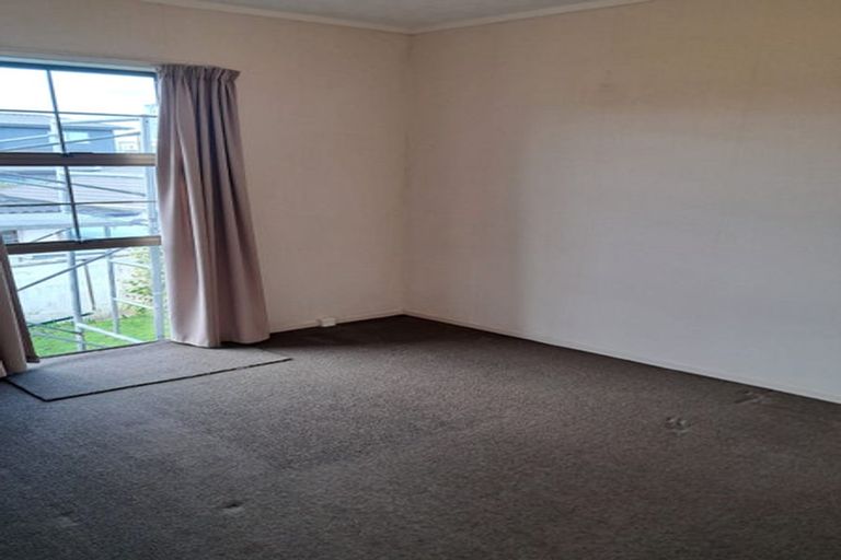 Photo of property in 1/5 Pupuke Road, Takapuna, Auckland, 0622
