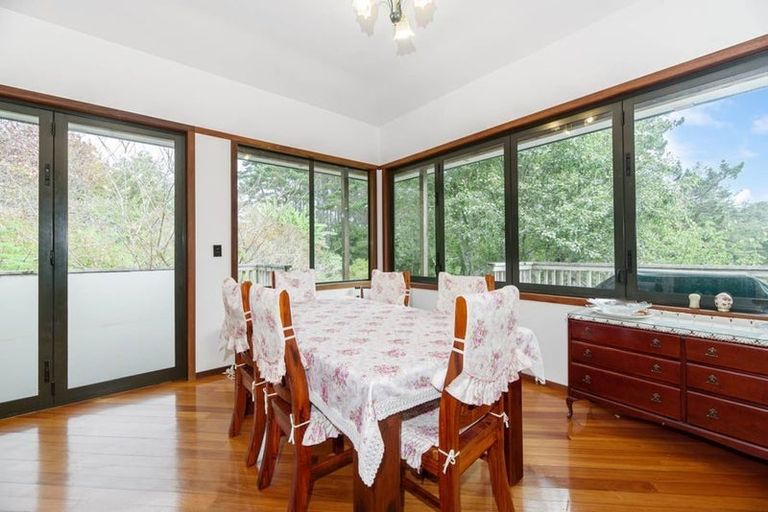 Photo of property in 1008c East Coast Road, Fairview Heights, Auckland, 0630