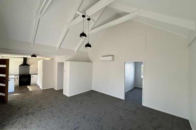 Photo of property in 2/21 Takanini Road, Takanini, 2112