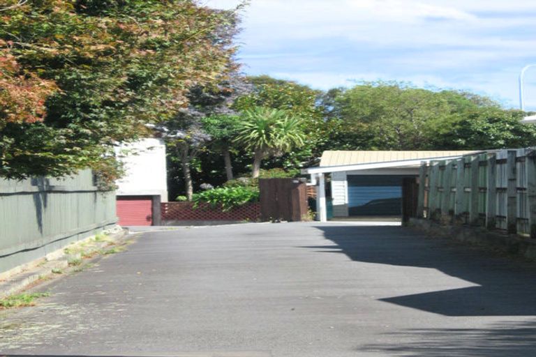 Photo of property in 45 Oregon Drive, Maoribank, Upper Hutt, 5018