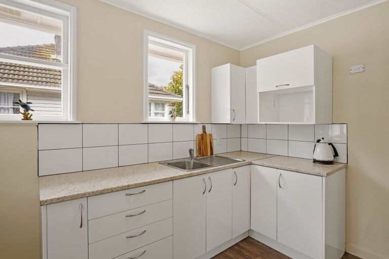 Photo of property in 1/5 Kowhai Street, Naenae, Lower Hutt, 5011