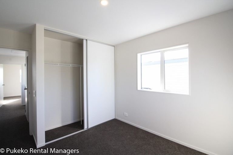 Photo of property in 10 Divide Loop, Takanini, 2112
