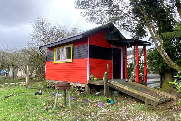 Photo of property in 30 Stafford Street, Blackball, 7804